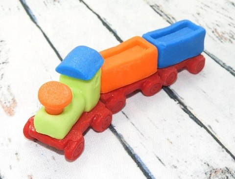 Figurka cukrowa na tort pociąg ciuchcia ozdoby na tort dekoracje urodzinowe Figurka cukrowa na tort pociąg ciuchcia ozdoby na tort dekoracje urodzinowe